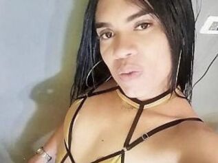 Xxbrunette_hugecockxx