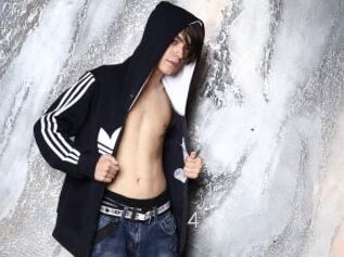 Xxxemy4uxxx
