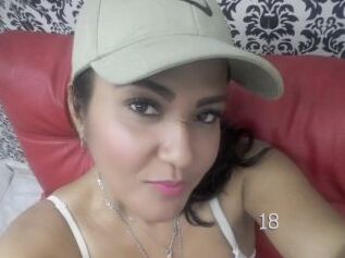 Yessikahot18
