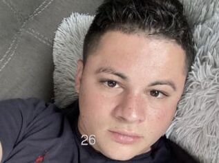 Younf26delicioua