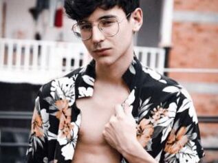 Yourfckhotboy